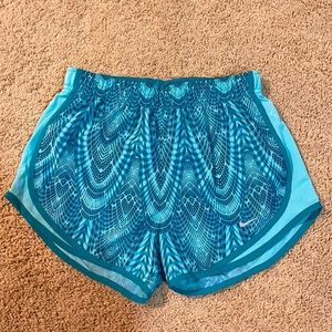 Teal pattern Nike shorts / size small